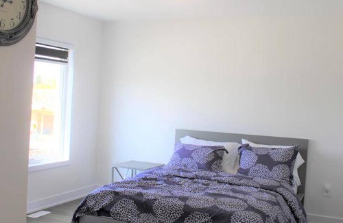 Barrie House | 121 m² House ∙ 4 bedrooms ∙ 11 guests
