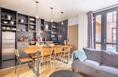 11th Arrondissement Apartment | 125 m² Apartment ∙ 4 bedrooms ∙ 10 guests