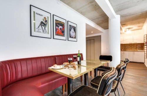 Quartier Saint-Georges Apartment | 130 m² Apartment ∙ 4 bedrooms ∙ 10 guests