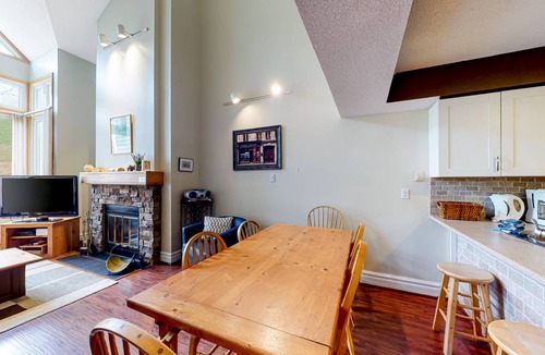 The Blue Mountains Condo | 130 m² Condo ∙ 2 bedrooms ∙ 8 guests