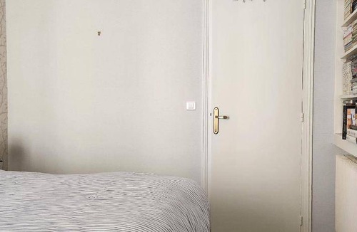 Clichy Bed & Breakfast | 14 m² Bed and breakfast ∙ 2 guests
