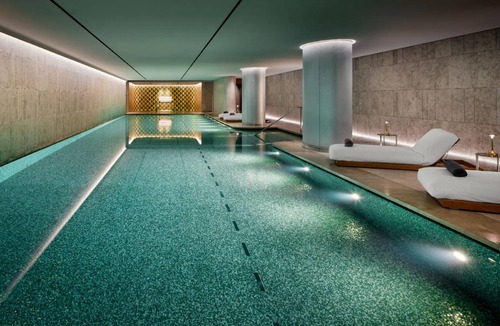 Champs-Elysees Hotel | 141 m² Hotel ∙ 127 guests