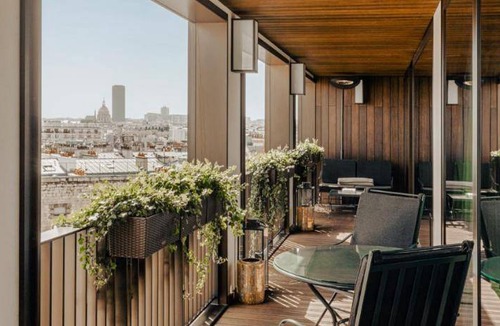 Champs-Elysees Hotel | 141 m² Hotel ∙ 127 guests