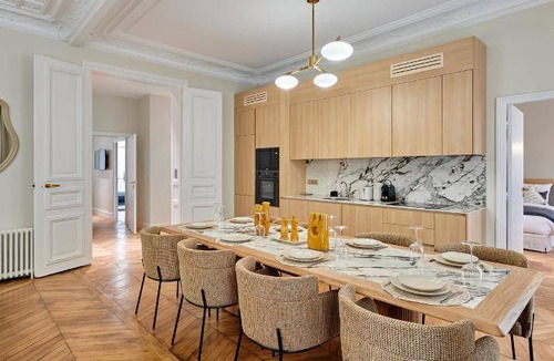 L'Europe Apartment | 147 m² Apartment ∙ 3 bedrooms ∙ 10 guests