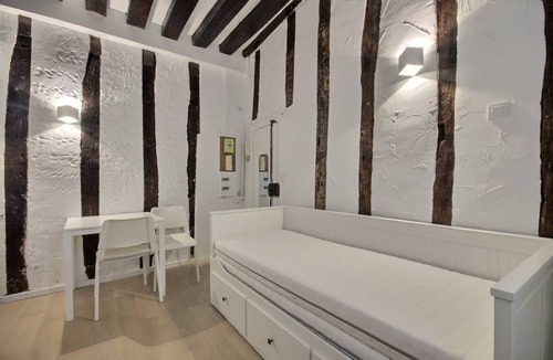 Archives Apartment | 15 m² Apartment ∙ 1 guest