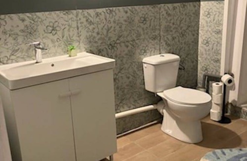 Villejuif Resort | 150 m² Private room ∙ 1 bedroom ∙ 6 guests