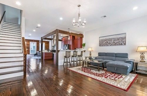 Faubourg Lafayette Condo | #1509 Luxury Loft-Style Townhouse