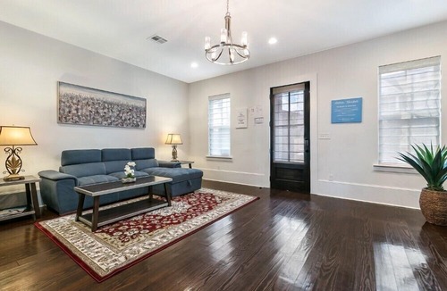 Faubourg Lafayette Condo | #1509 Luxury Loft-Style Townhouse