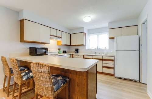 Rehoboth by the Sea House | 15B Clayton- Remodeled Ocean Block Townhome in Dewey Beach – Pet Friendly!
