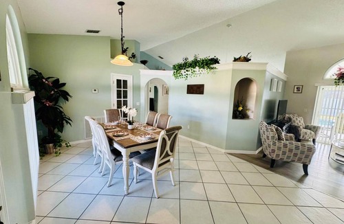 Sunridge Woods House | 163 m² House ∙ 3 bedrooms ∙ 6 guests
