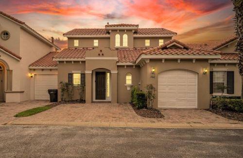 Tuscan Hills House | 164 m² House ∙ 4 bedrooms ∙ 9 guests