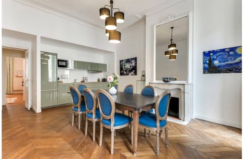 Quartier Saint-Georges Apartment | 180 m² Apartment ∙ 4 bedrooms ∙ 6 guests