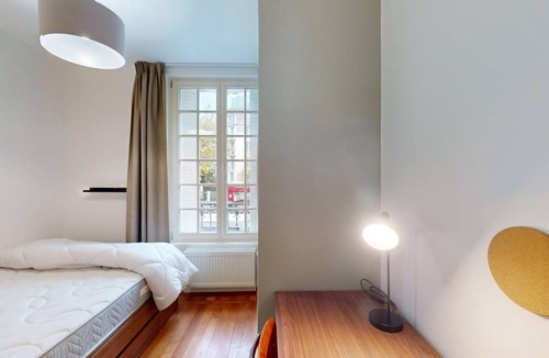 18th Arrondissement Resort | 185 m² Private room ∙ 1 bedroom ∙ 2 guests