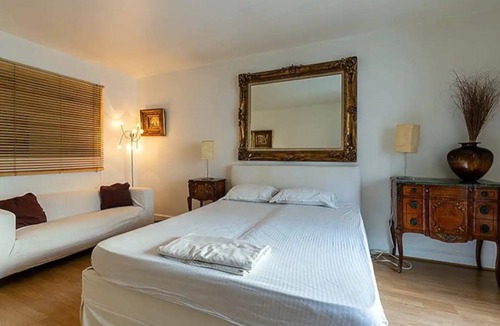 Champs-Elysees Apartment | 19 m² Apartment ∙ 2 guests