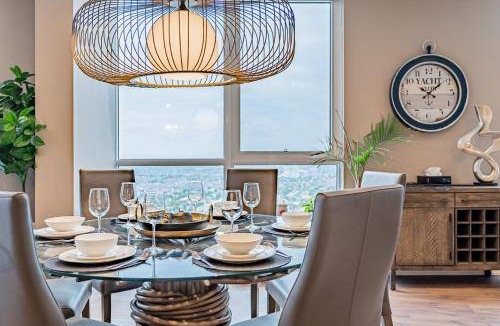 Hurontario Apartment | 193 m² Apartment ∙ 3 bedrooms ∙ 8 guests