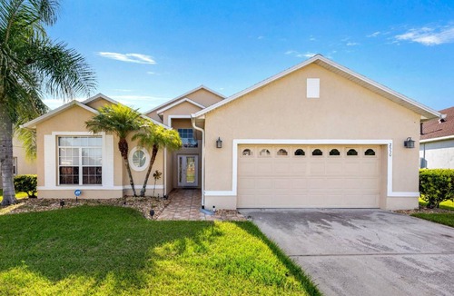 Crescent Lakes House | 193 m² House ∙ 4 bedrooms ∙ 8 guests