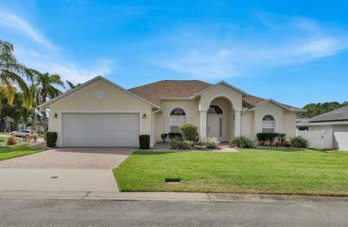 Tuscan Ridge House | 199 m² House ∙ 4 bedrooms ∙ 10 guests