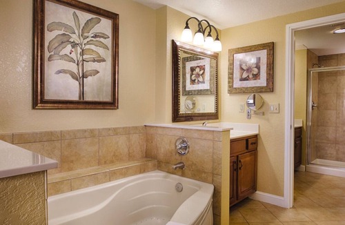 Lake Buena Vista Resort | 1BD/Orlando near Disney - Park Shuttle, 5 Pools, Waterslide, Game Room and more!