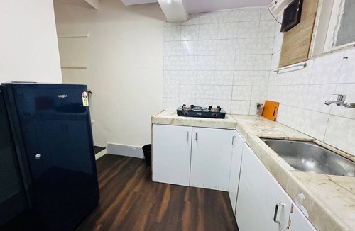 Dadar Apartment | 1BHK Service Apt in Shivaji Park by Florastays