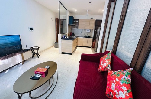 Kurla Apartment | 1BR Service Apartment B-804 BKC By Florastays