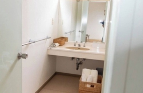 Kisami Hotel | 1F Triple Room only 30 seconds walk to the beach/Shimoda Shizuoka