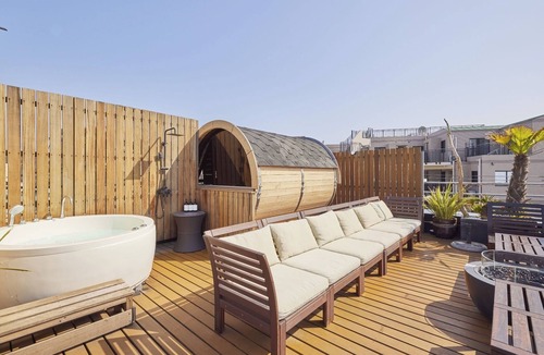 Hayama House | 1minute walk to the sea | Sauna BBQ | Isshiki Bea/Miura County Kanagawa