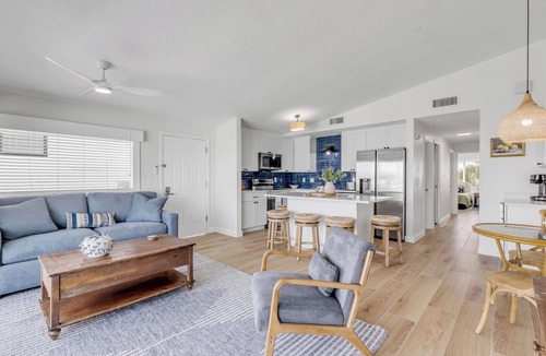 New Smyrna Beach Condo | 2/2 Oceanview Retreat with Full Kitchen & Balcony-unit 8