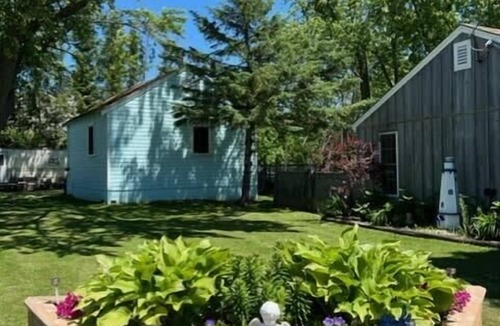 Southampton House | 2 bdrm country cottage - The Bait - Rosewood cottages