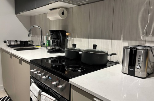 Lawrence Manor Condo | 2 Bed 2 Bath Brand New Condo