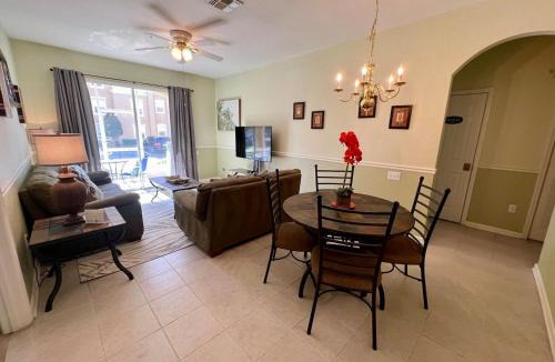 Windsor Hills Apartment | 2 Bed 2 Bath Condo First Floor Windsor Hills