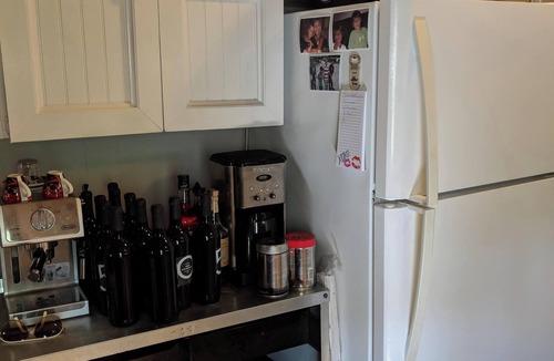 Wasaga Beach Cottage | 2 Bed cottage in Wasaga Beach, steps from beach, minutes to Blue Mountain