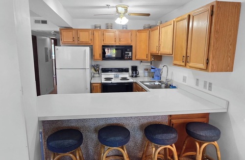 Caine Woods Condo | 2 Bedroom 2 Bathroom Condo with outdoor pool in North Ocean City! LC 263