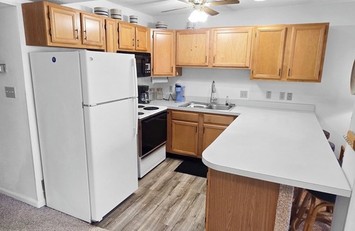 Caine Woods Condo | 2 Bedroom 2 Bathroom Condo with outdoor pool in North Ocean City! LC 263