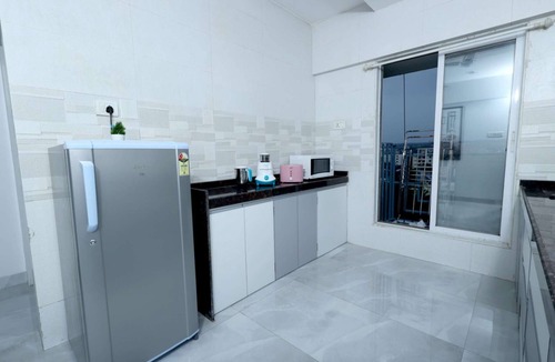 Mumbai Apartment | 2 Bedroom Apartment (Entire)