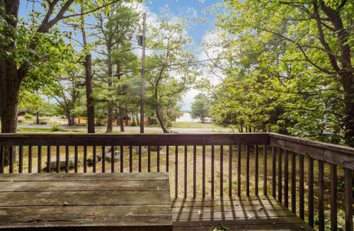 Carling House | 2-Bedroom Cottage #6 - Sand Bay