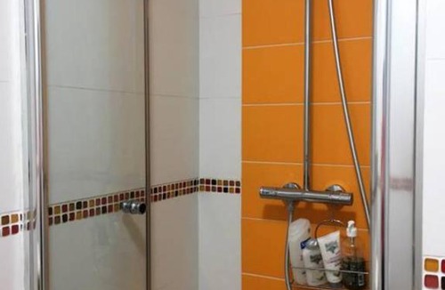 Pere Lachaise Apartment | 2 Bedroom Flat Near Père Lachaise