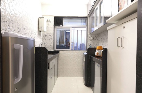 Goregaon East House | 2 Bedroom near Goregaon Exhibition Center