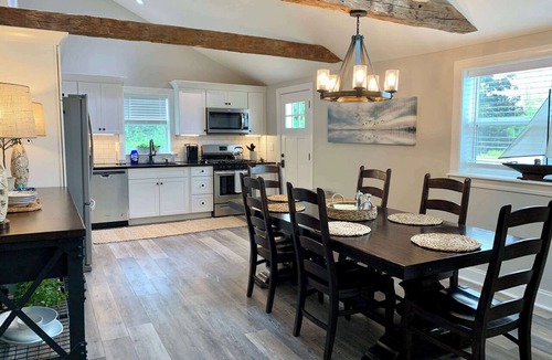 Skaneateles Apartment | 2 Bedroom/Pet Friendly/short walk to Village