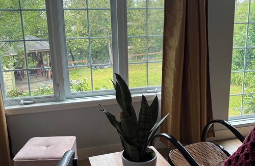 Fenelon Falls Cottage | 2 Bedroom Waterfront Getaway in Fenelon Falls