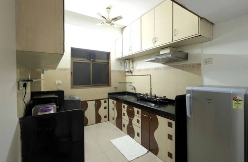 Marol Hotel | 2 BHK Suite (Gagal Home)