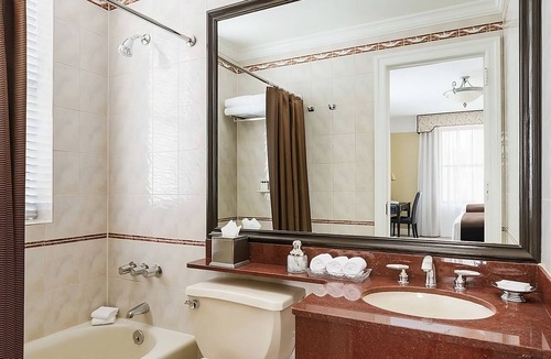 Central Park West Hotel | 2 Deluxe Suite Two Queen Beds at The Lucerne Hotel!