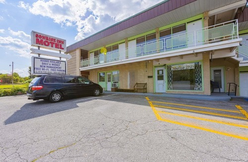 Breezewood Apartment | 2 Full Beds|Non-Smoking