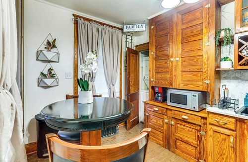 Harrisburg House | 2 Mi to Dtwn: Harrisburg Escape w/Furnished Deck!