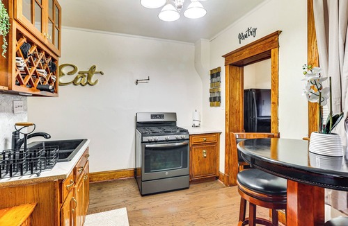 Harrisburg House | 2 Mi to Dtwn: Harrisburg Escape w/Furnished Deck!