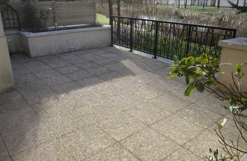 Bailly-Romainvilliers Apartment | 2 PARTS TERRACE EURODISNEY and NEAR GOLF