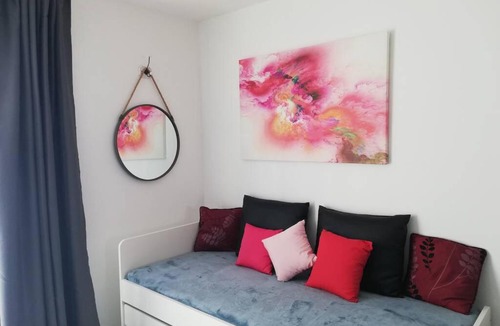Montevrain Apartment | 2 pièces coloré proche de DisneylandParis !!!