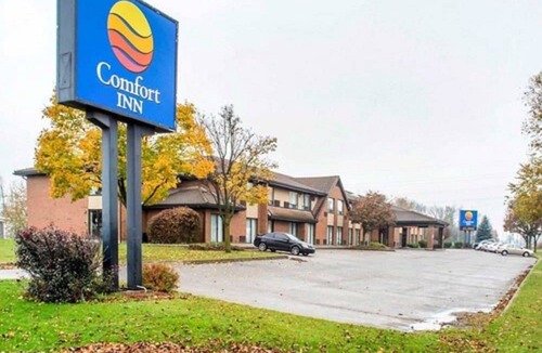 Guelph Hotel | 2-Star Hotel ∙ Comfort Inn