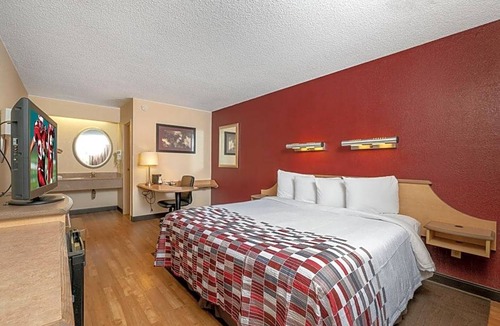 Syracuse Hotel | 2-Star Hotel ∙ Red Roof Inn Syracuse