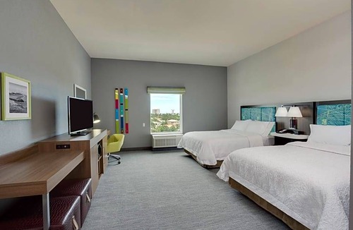 Pompano Isles Hotel | 2-Star Hotel ∙ Hampton Inn Fort Lauderdale Pompano Beach
