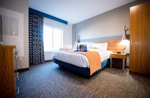 Circleville Resort | 2 Two Bedrooms with 2 Queens and 1 King at The Kartrite Resort!